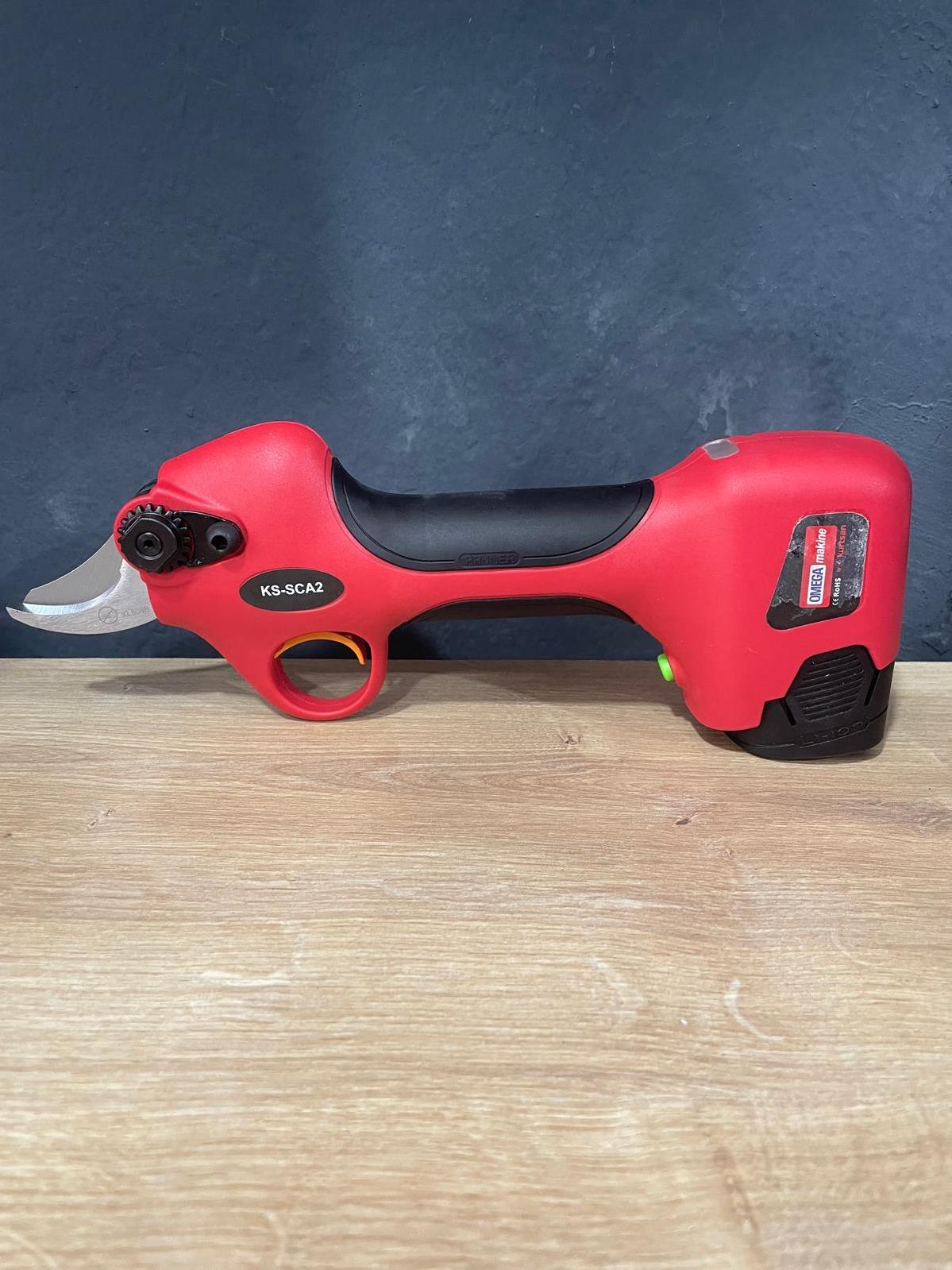 Omega KS-SCA2 25mm 16.8V 2Ah 2 Bataryalı Budama Makası Sensörsüz